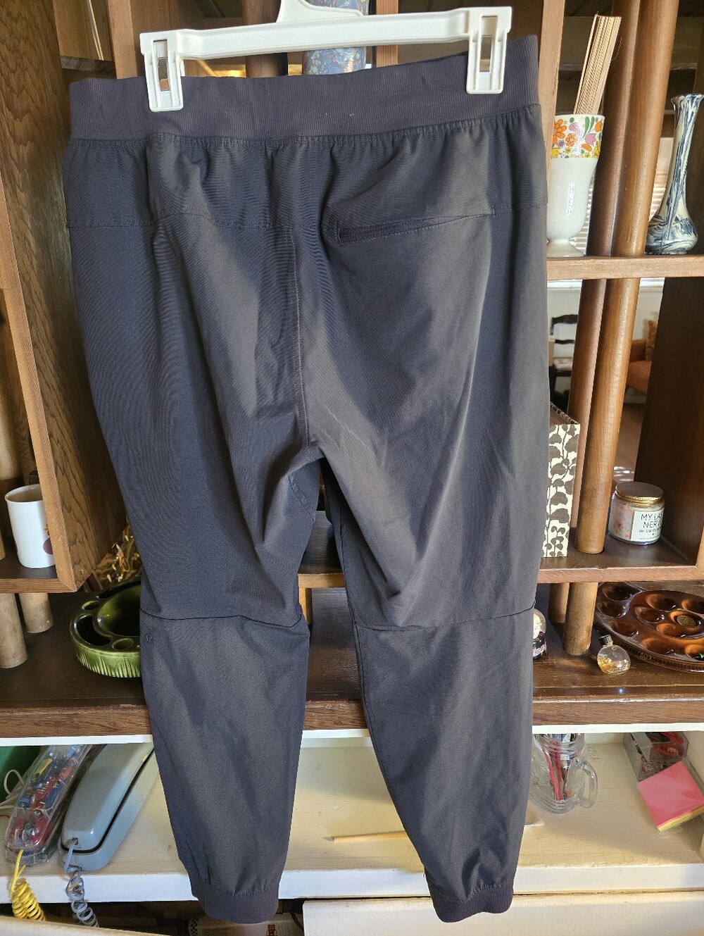 Lululemon Men's Black Drawstring Jogger Pants Size Large Gray - Picture 2 of 5